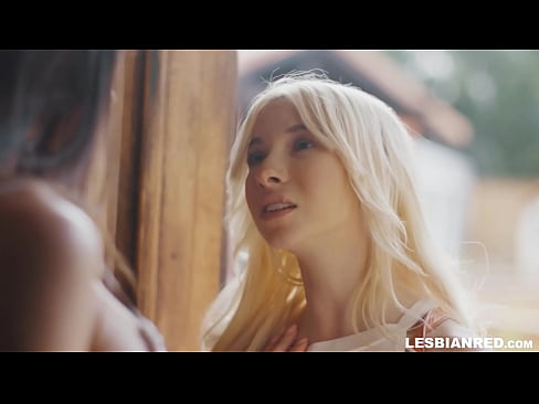 ❤️ A nena chega a casa uns meses despois e acaba comendo o coño da súa madrastra Porno de calidade en % gl.special-grasser.ru % ❤